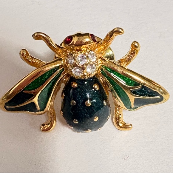 Vintage Gold tone and Green enameled fly Insect Brooch - Picture 3 of 8